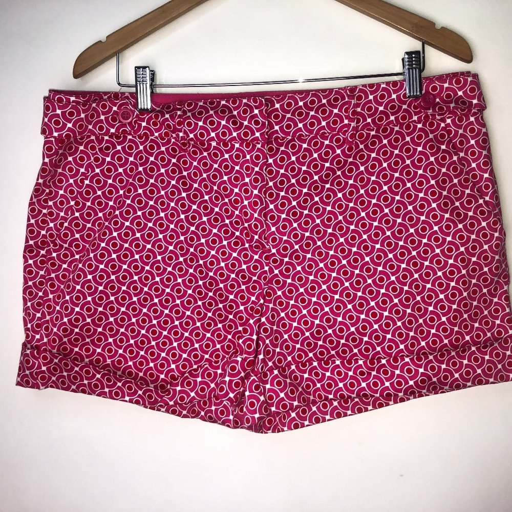 New York & Company Barbiecore Pink‎ White Circles Chino Shorts Women's 14